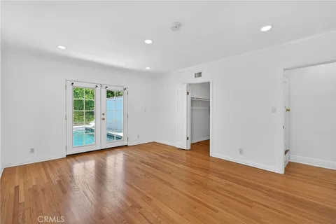 $1,975,000 | 520 North Citrus Avenue, Los Angeles, CA 90036