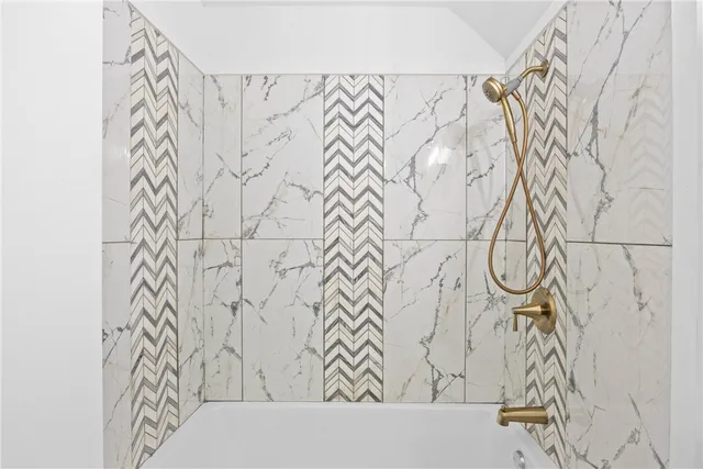 $269,900 | 901 Lake Avenue, Rochester, NY 14613