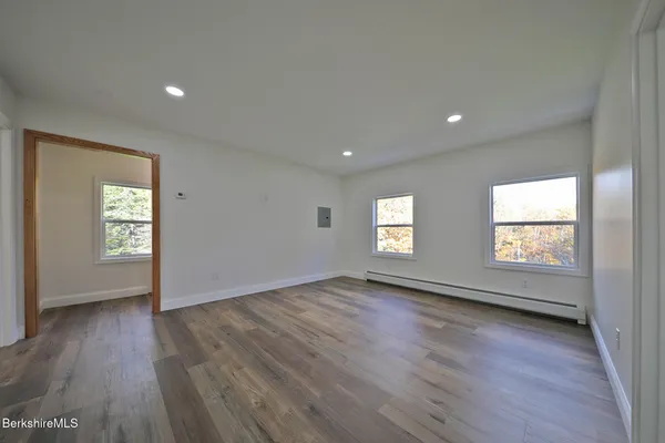$465,000 | 165 Sandisfield Road, Sandisfield, MA 01255
