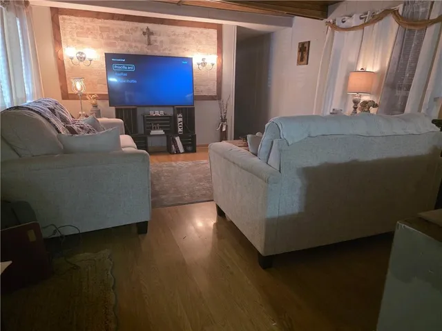 $90,000 | 141 Newman Wainwright Road, Pollock, LA 71467