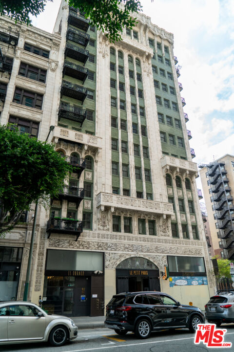 416 South Spring Street, Unit 906 Los Angeles, CA 90013 - Photo 17 of 18 a building view