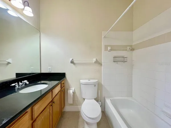 $2,000 | 8626 Miramar Terrace Circle, Temple Terrace, FL 33637