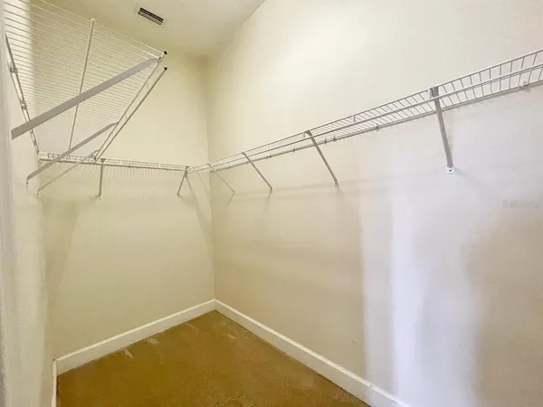 $2,000 | 8626 Miramar Terrace Circle, Temple Terrace, FL 33637