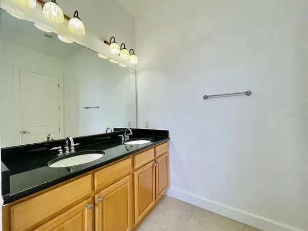 $2,000 | 8626 Miramar Terrace Circle, Temple Terrace, FL 33637