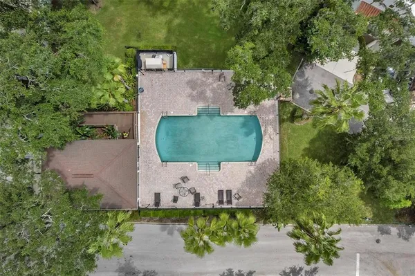 $2,000 | 8626 Miramar Terrace Circle, Temple Terrace, FL 33637