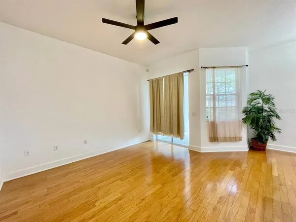 $2,000 | 8626 Miramar Terrace Circle, Temple Terrace, FL 33637