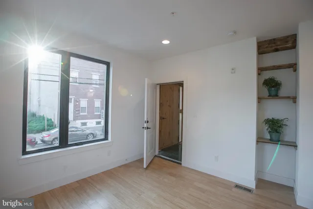 $355,000 | 801 North 16th Street, Unit 1, Philadelphia, PA 19130