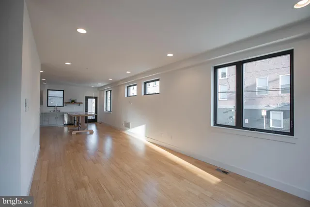 $355,000 | 801 North 16th Street, Unit 1, Philadelphia, PA 19130