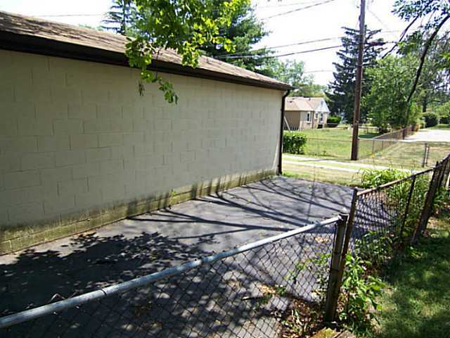 1981 Ward Road Columbus, OH 43224 - Photo 23 of 24