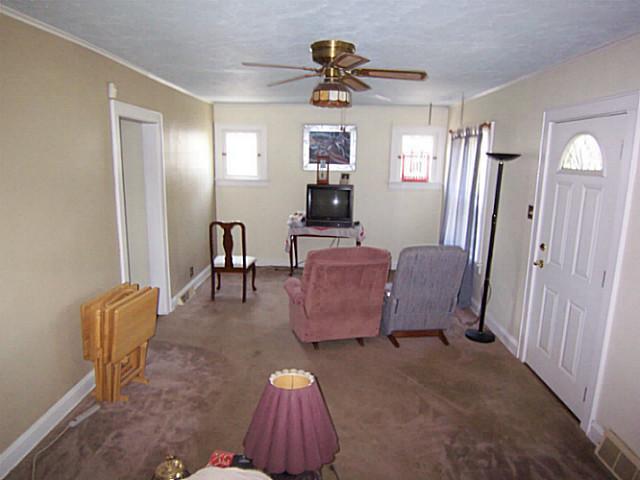 1981 Ward Road Columbus, OH 43224 - Photo 7 of 24