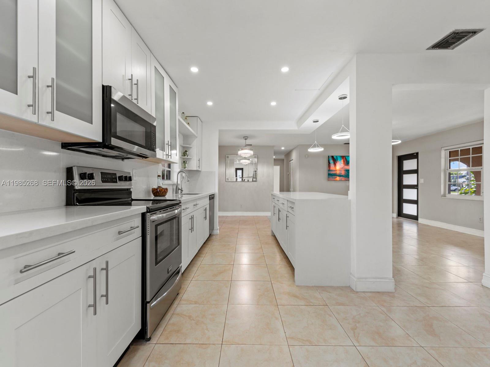 3605 Southwest 122nd Place Miami, FL 33175 - Photo 14 of 53