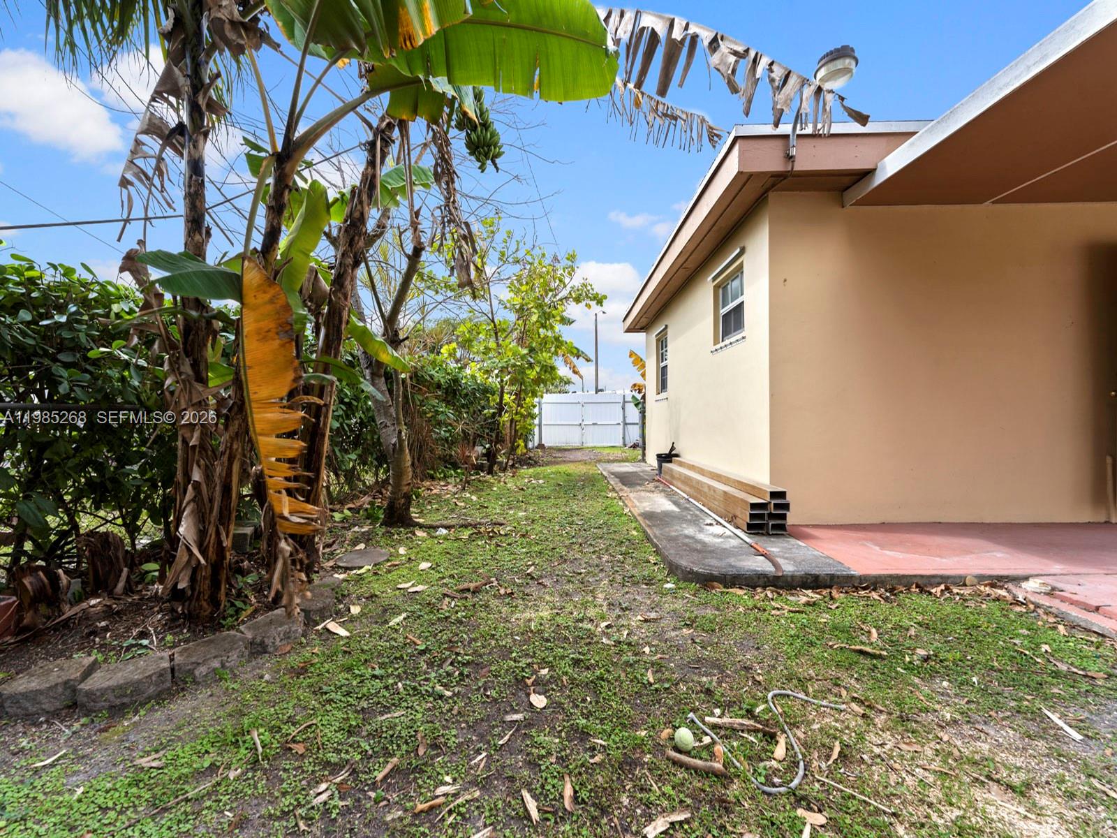 3605 Southwest 122nd Place Miami, FL 33175 - Photo 37 of 53