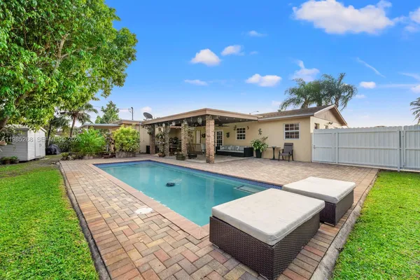 $5,500 | 3605 Southwest 122nd Place, Miami, FL 33175