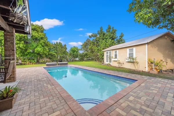 $5,500 | 3605 Southwest 122nd Place, Miami, FL 33175