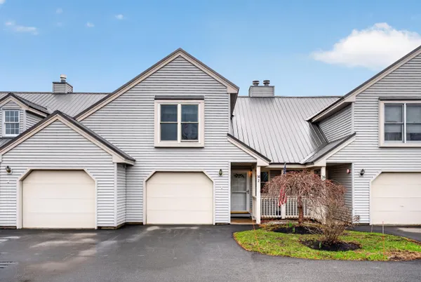 $405,000 | 36 Meadowbrook Drive, Unit 2, Gorham, ME 04038