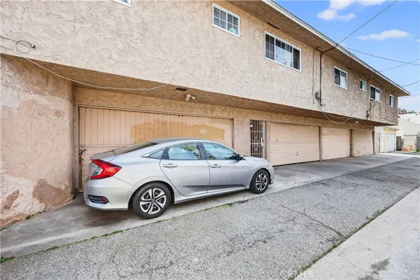 $1,350,000 | 223 North Chester Avenue, Compton, CA 90221