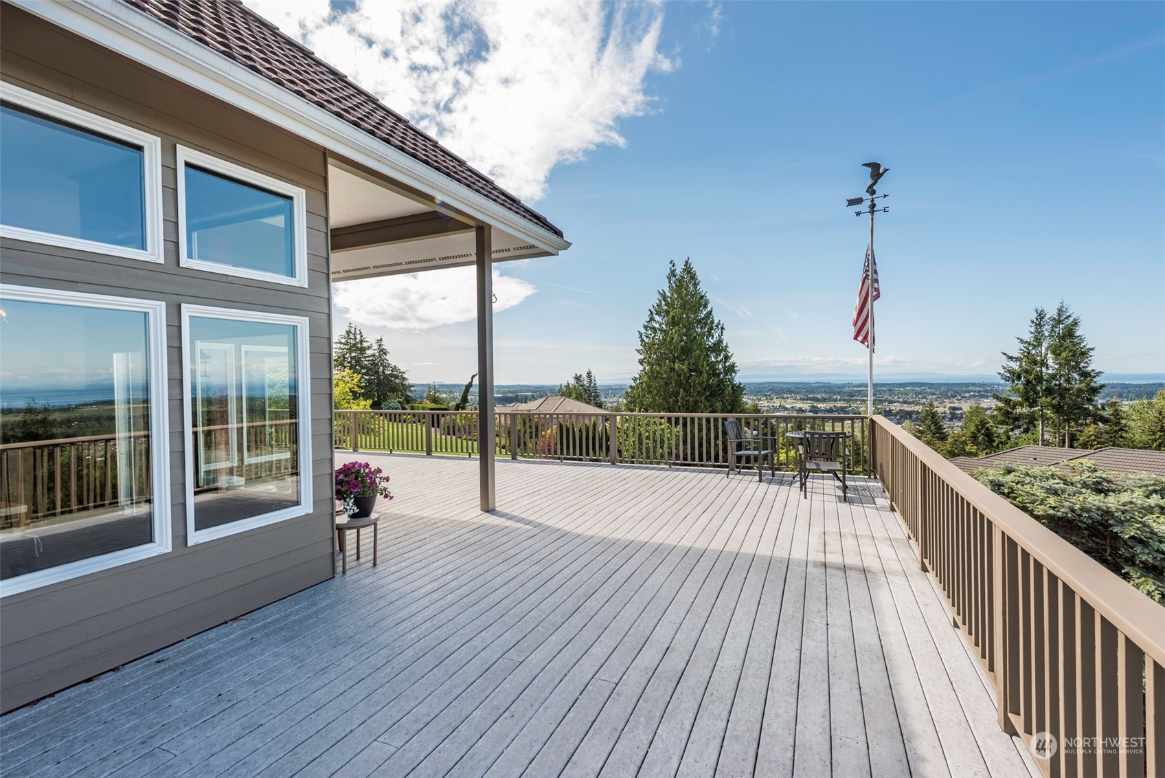 82 Owls Nest Road Sequim, WA 98382 - Photo 29 of 40 a park with wooden fence and trees