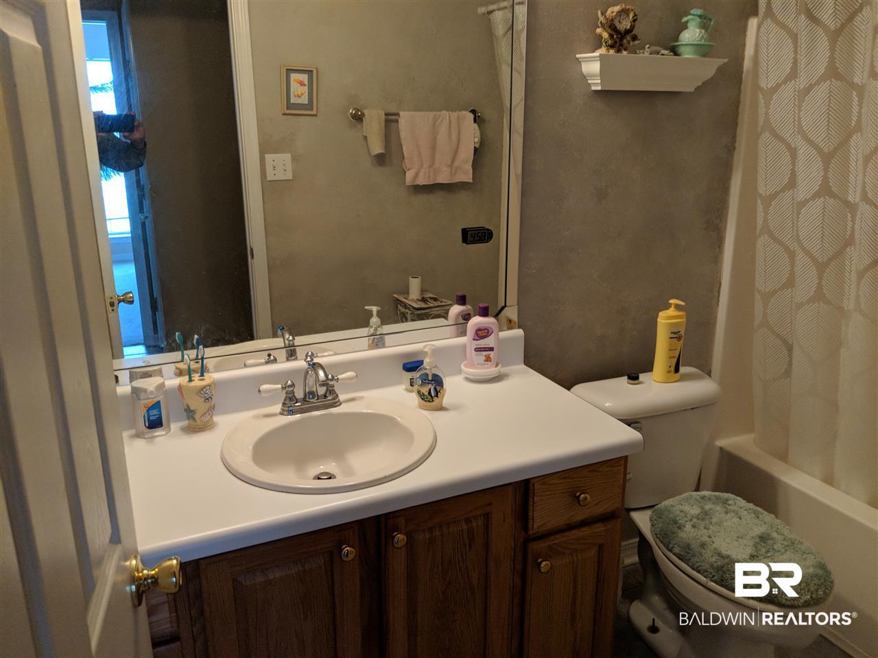 8526 Southern Oak Court Mobile, AL 36695 - Photo 13 of 17