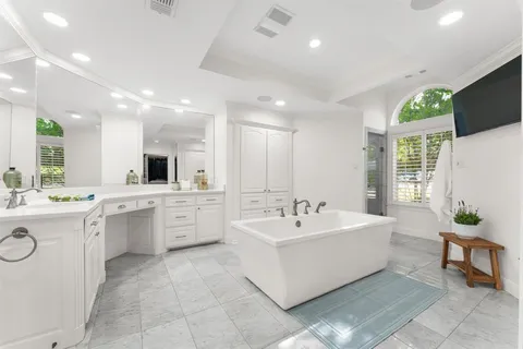 $1,675,000 | 4217 Hildring Drive East, Fort Worth, TX 76109