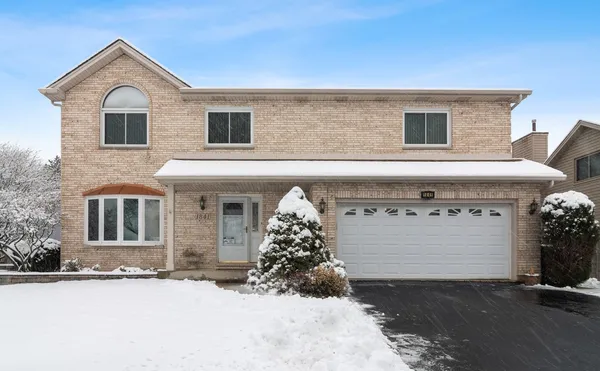 $3,800 | 1841 President Street, Glendale Heights, IL 60139