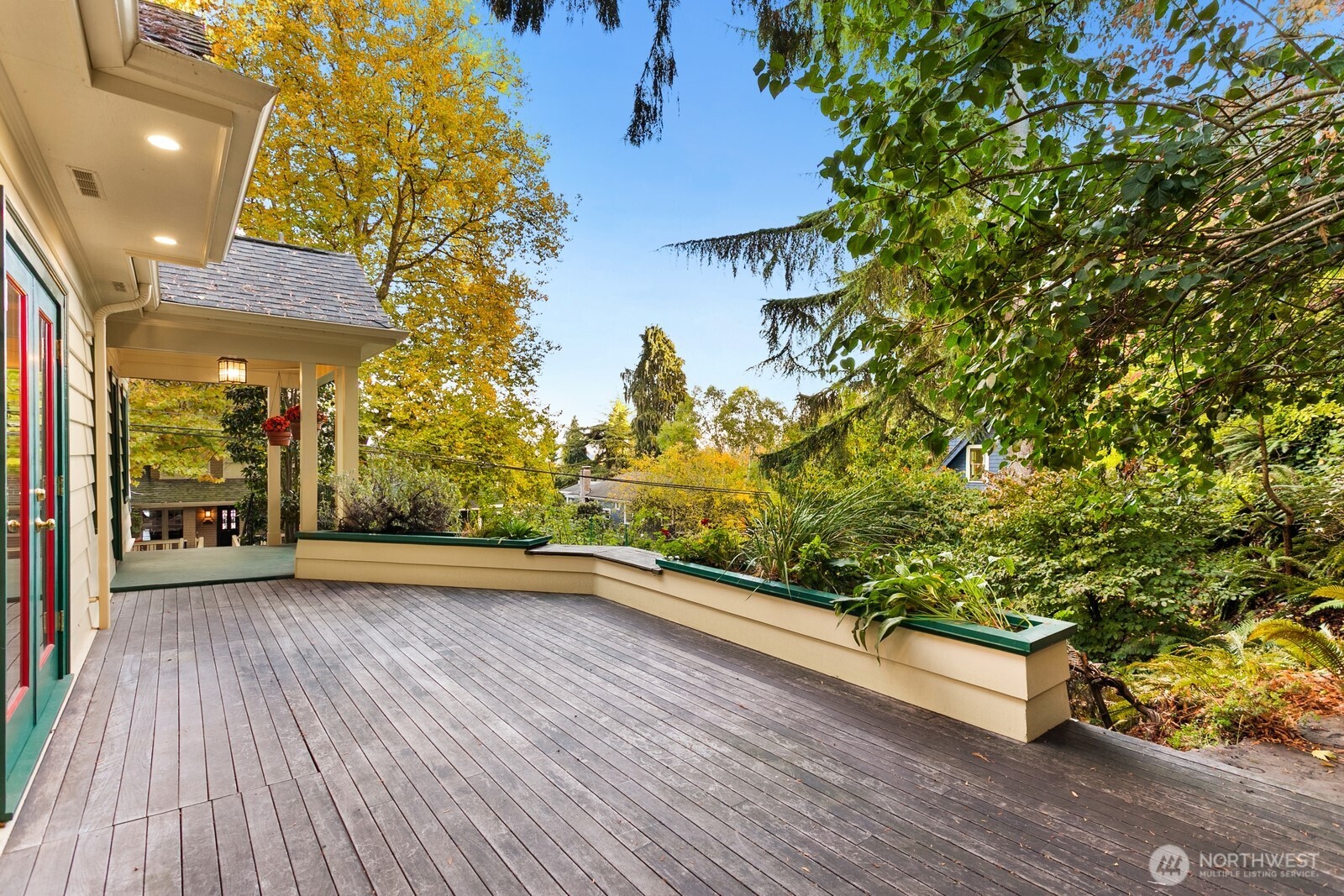 615 36th Avenue Seattle, WA 98122 - Photo 8 of 40 a view of an outdoor space and a swimming pool