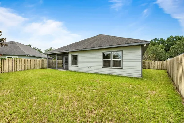 $2,950 | 8376 Southwest 80th Place, Gainesville, FL 32608
