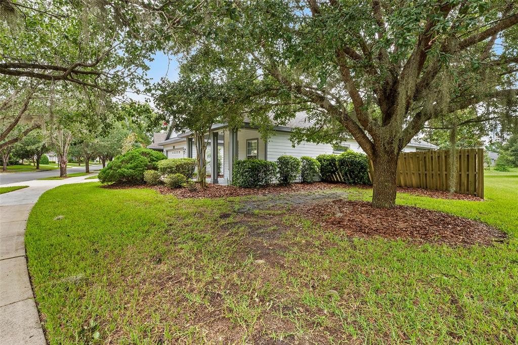 8376 Southwest 80th Place Gainesville, FL 32608 - Photo 33 of 42
