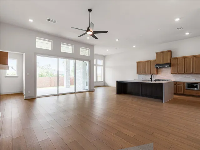 $672,000 | 1518 Sunrise Vw Lane, Missouri City, TX 77459