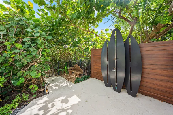 $125,000 | 2525 South Ocean Boulevard, Highland Beach, FL 33487