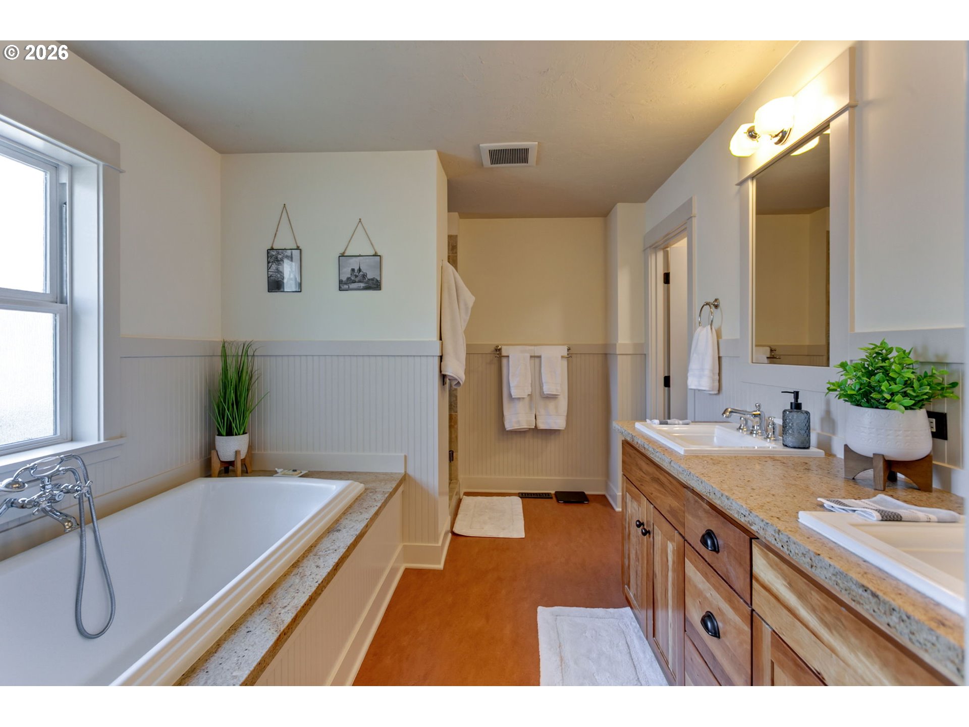 2939 Southwest Custer Street Portland, OR 97219 - Photo 26 of 48