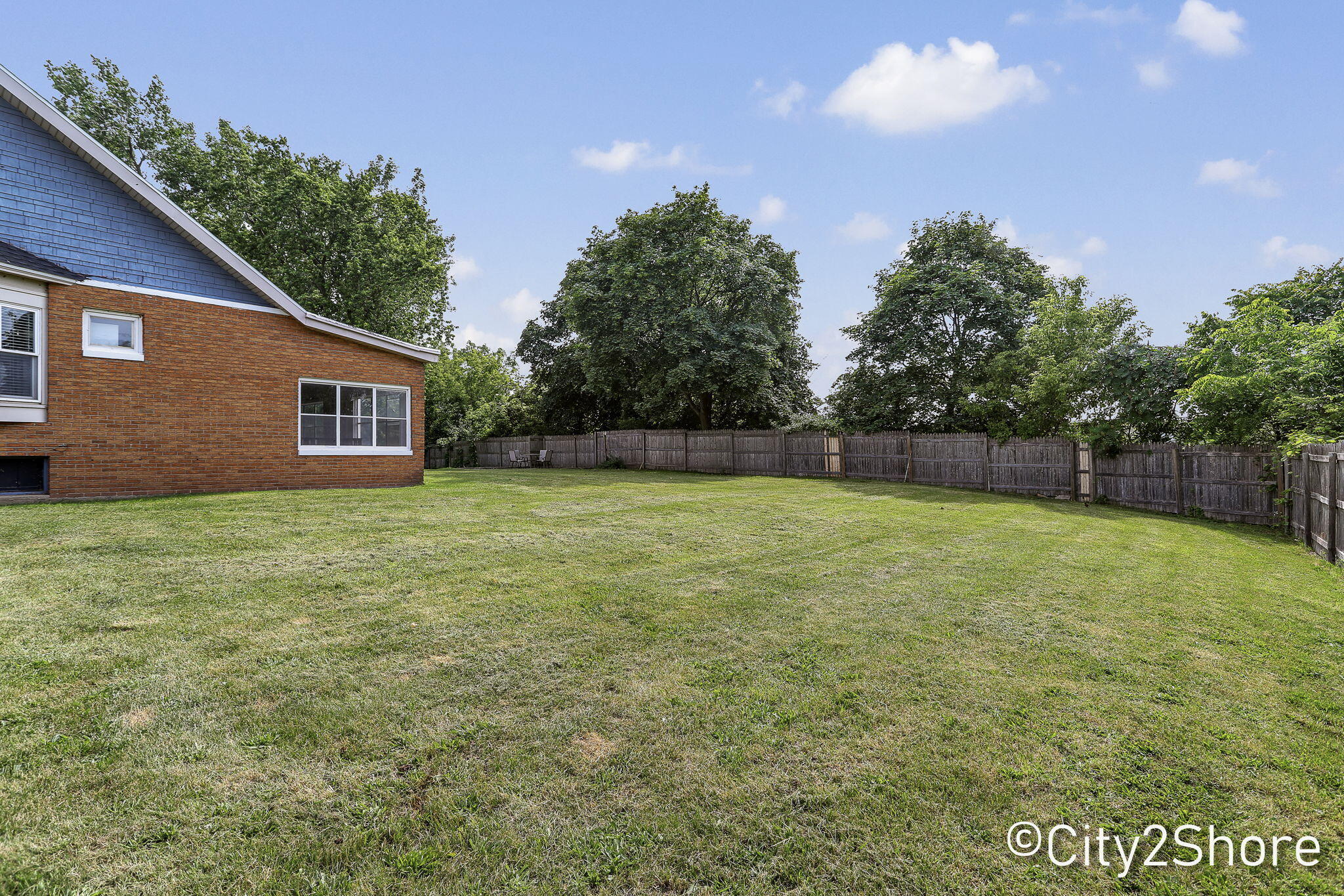 2235 Roys Avenue Southwest Wyoming, MI 49519 - Photo 53 of 81 Sideyard