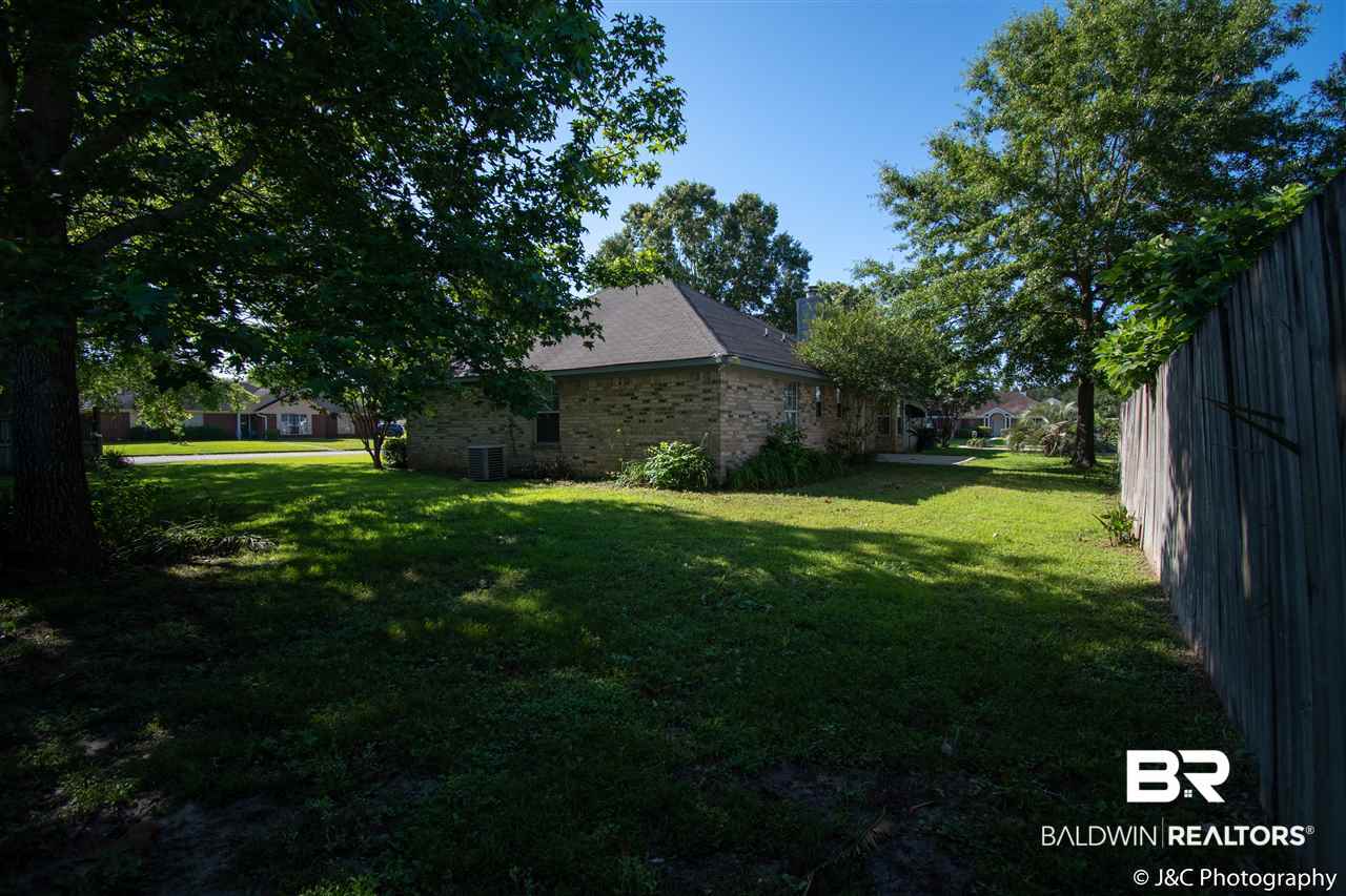 417 Wisteria Lane Foley, AL 36535 - Photo 5 of 23
