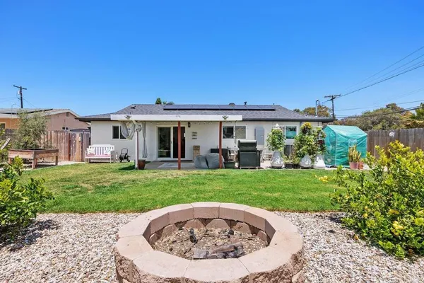 $870,000 | 4009 Genine Drive, Oceanside, CA 92056