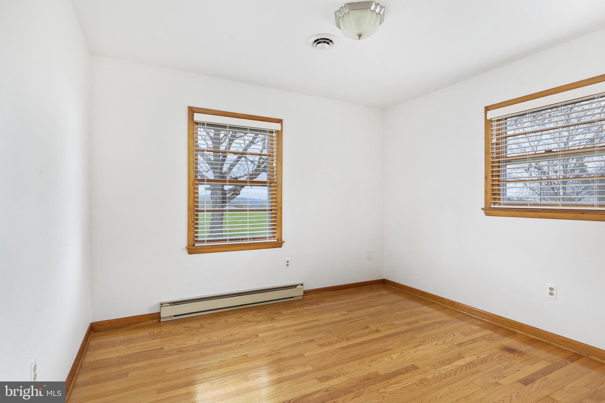 7298 Winchester Road Front Royal, VA 22630 - Photo 13 of 38 Gallery Image 13