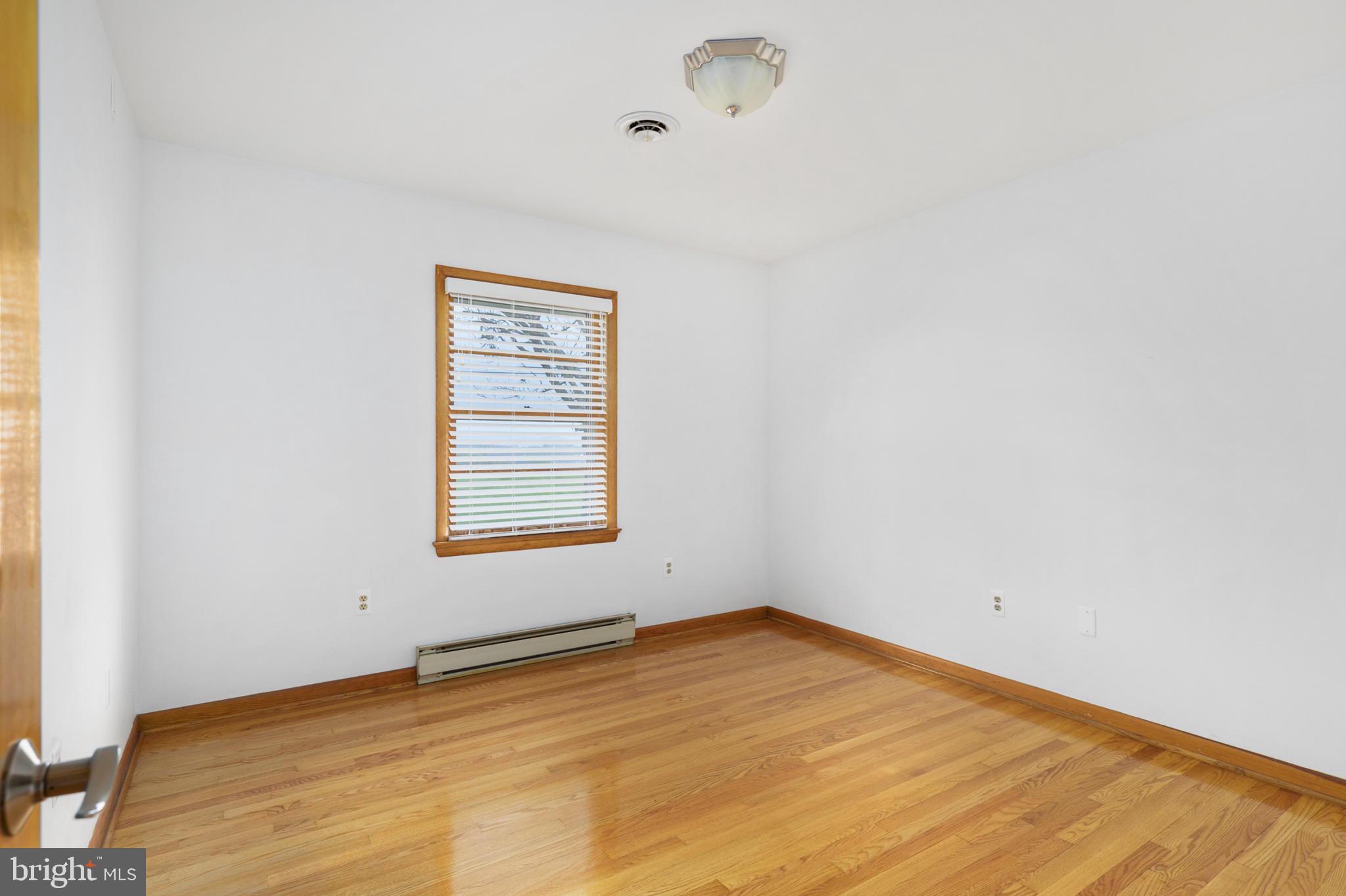7298 Winchester Road Front Royal, VA 22630 - Photo 17 of 38 Gallery Image 17