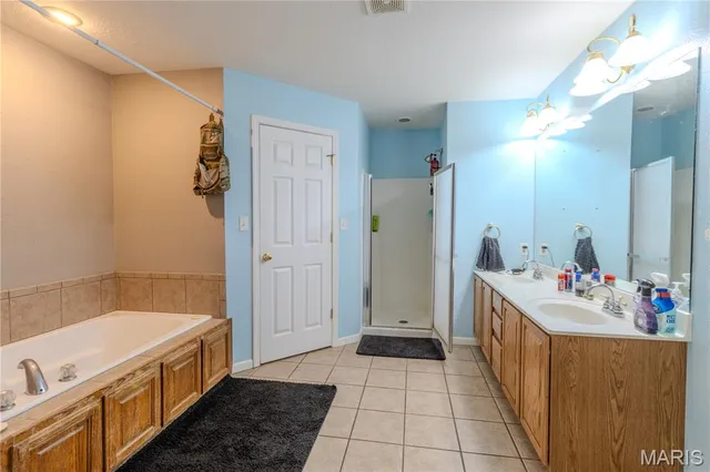 $279,999 | 20715 Hiltner Lane, St. Robert, MO 65584