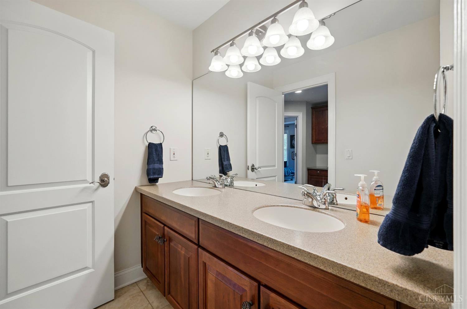 6690 Cooper Road Montgomery, OH 45242 - Photo 57 of 84 Gallery Image 57
