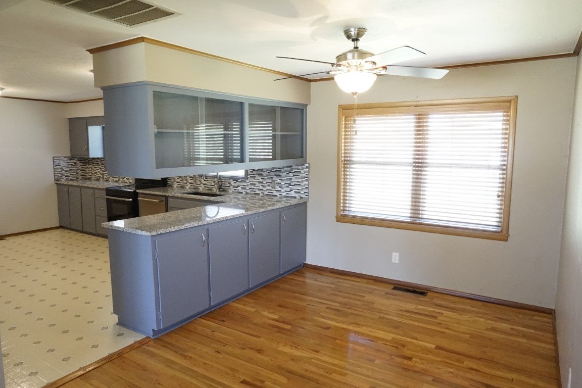 5 Hillcrest Street Perry, OK 73077 - Photo 5 of 27 Gallery Image 5