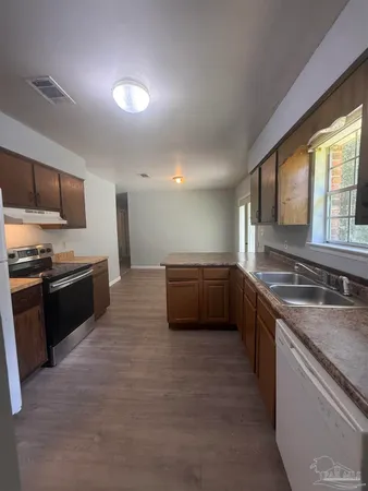 $1,450 | 5701 Scotland Road, Pensacola, FL 32526
