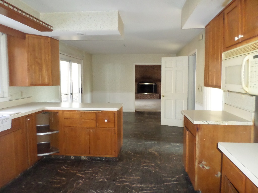 17361 Darden Road South Bend, IN 46635 - Photo 7 of 36 Gallery Image 7