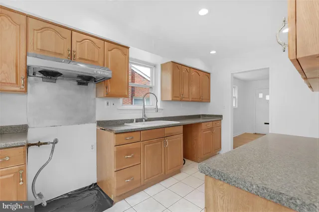 $594,900 | 1113 Holton Lane, Takoma Park, MD 20912