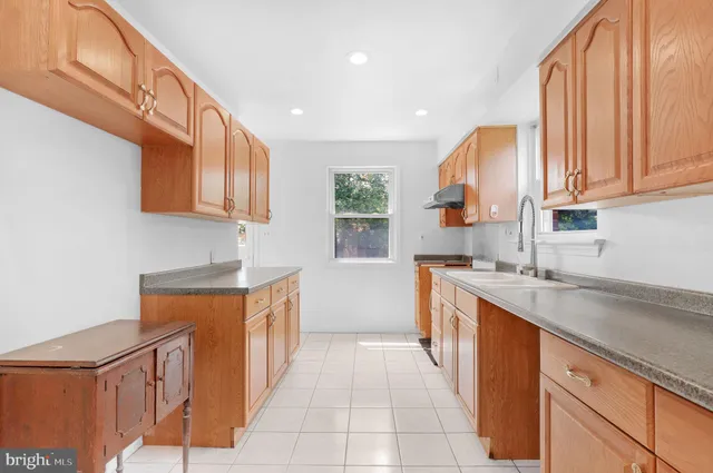 $594,900 | 1113 Holton Lane, Takoma Park, MD 20912