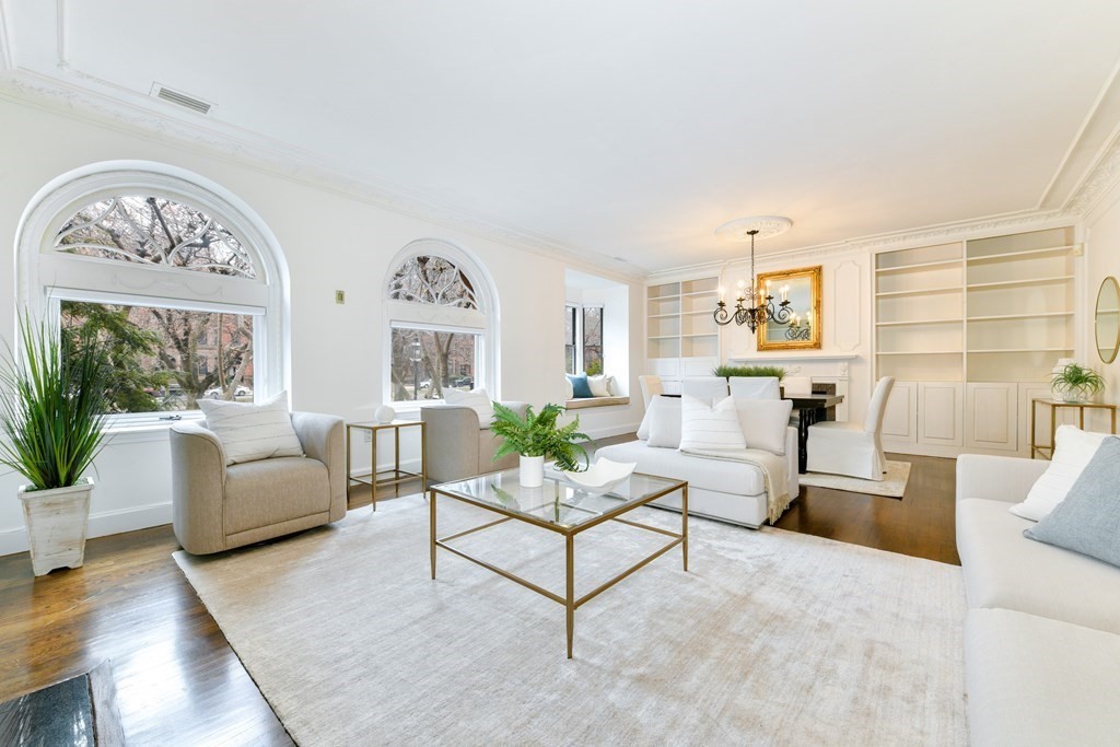 197 Commonwealth Avenue, Unit 2 Boston, MA 02116 - Photo 1 of 16