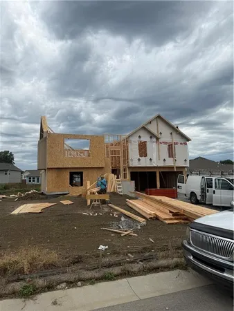 $399,900 | 11208 East 207th Street, Peculiar, MO 64078