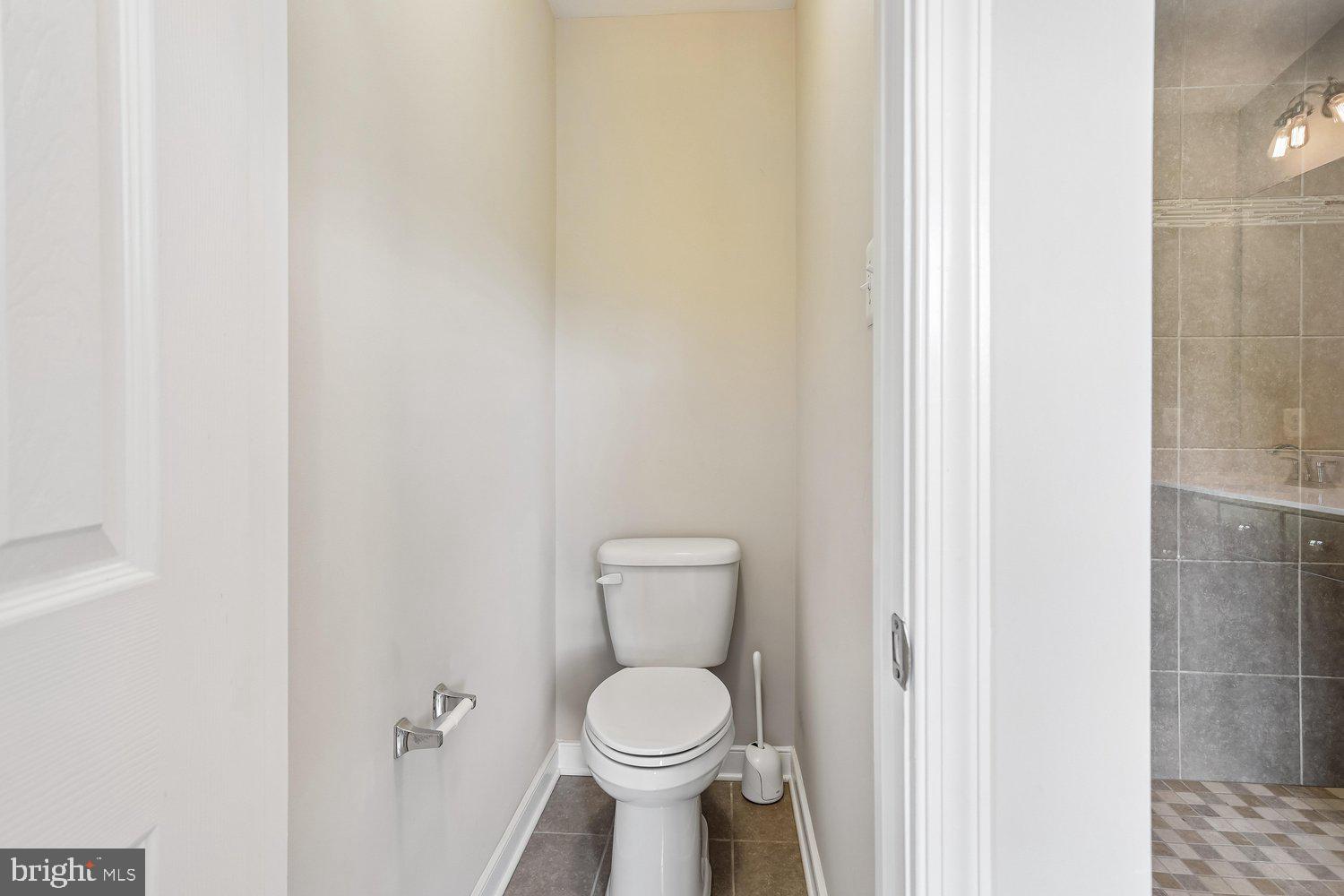 14010 Fox Hill Road Sparks Glencoe, MD 21152 - Photo 29 of 57 Primary Bath water closet