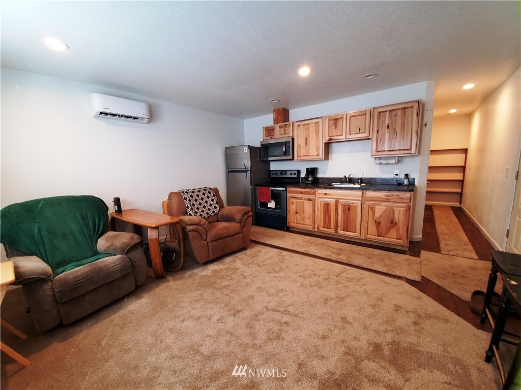1120 West Beerbower Road Elma, WA 98541 - Photo 12 of 17 Gallery Image 12