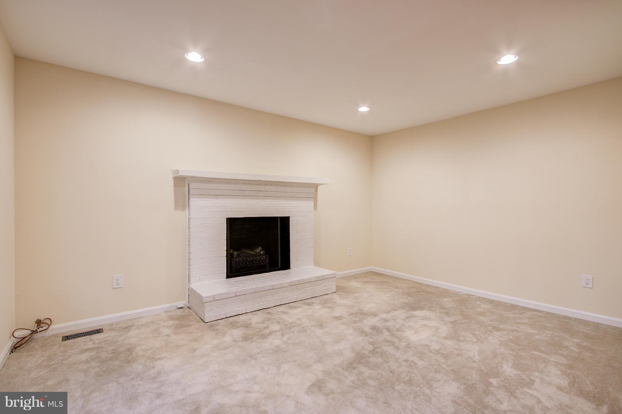 3502 Metzerott Road College Park, MD 20740 - Photo 11 of 30 Interior (General)