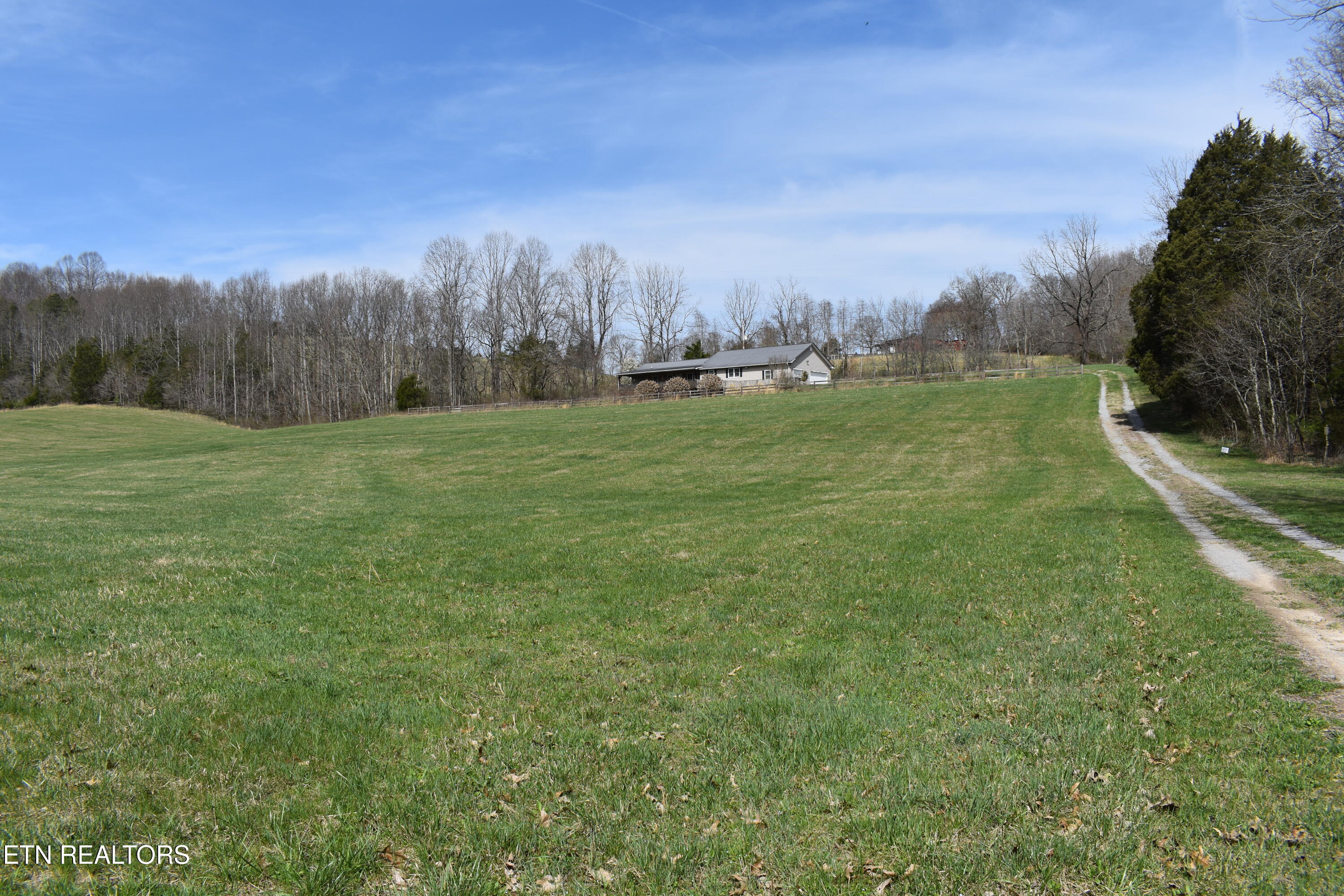 1847 Mount Zion Road Tazewell, TN 37879 - Photo 5 of 60 DSC_0062
