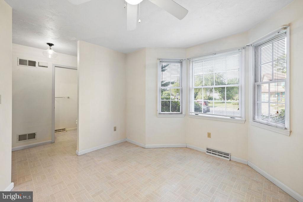 74 Sycamore Lane Hanover, PA 17331 - Photo 13 of 41 Gallery Image 13