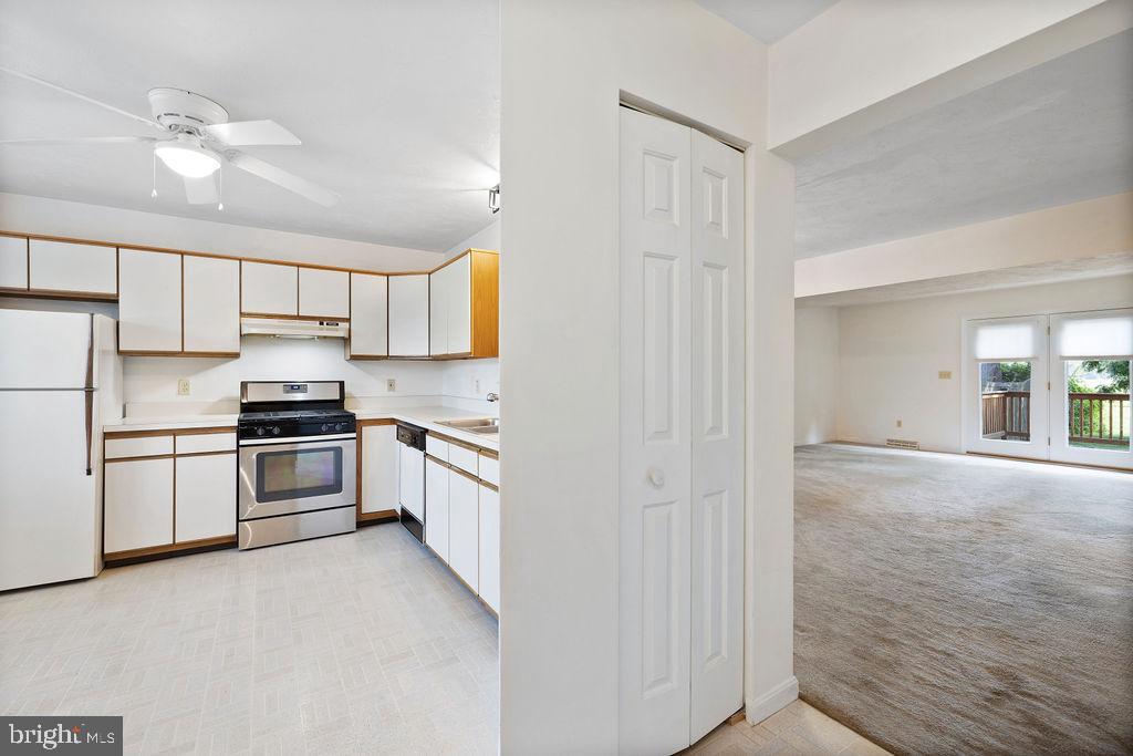 74 Sycamore Lane Hanover, PA 17331 - Photo 14 of 41 Gallery Image 14